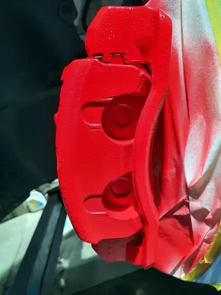 올뉴카니발 캘리퍼 우레탄 도색하기 평택 아니 안성 공도에서. / 안성, 평택, 오산 시공 사진