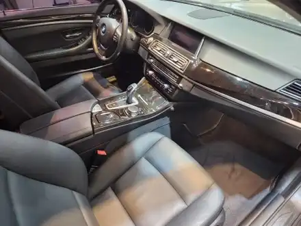 군포 BMW 5시리즈 528i 디테일링 스팀세차 / 경기 군포 시공 사진
