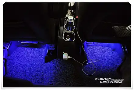 트랙스 360도 RGB소리반응 블루투스타입 무드등 1열2열작업 LED컵플레이트 LED도어내케치 작업 입니다. / 경기 화성 남양 시공 사진