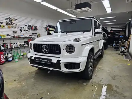 벤츠 G63 AMG 나이트패키지 크롬죽이기, 화이트 바디의 완벽한 블랙 포인트 / 서울 마포 시공 사진