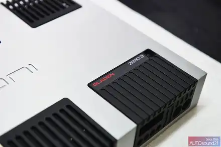 벤츠 GLE 350d 2016년식▶ 모스코니 Zero3 앰프 + 옵티컬 광케이블 + 헬릭스 DSP 튜닝 / 서울 마포구 신수동 시공 사진