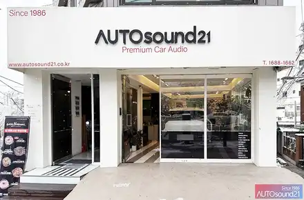 기아 EV3 2024년식▶ 하만카돈 옵션의 1옴 스피커 탈거 후 DATASAT D2 2웨이 스피커 + DATASAT D3.3 센터스피커 / 서울 마포구 신수동 시공 사진