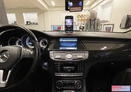 벤츠 CLS 350 2013년식▶ 옥스 생성 + (최고 음질의 블루투스 리시버) WTX-700 블루투스 + 헤드켑 / 서울 마포구 신수동 시공 사진