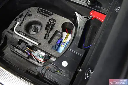 아우디 RS7 2014년식▶ DATASAT 핸드메이드 D3.3 프리미엄 센터스피커 + 하이브리드 파워켑 작업. / 서울 마포구 신수동 시공 사진