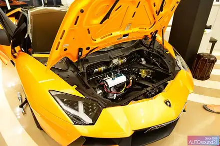 아우디 R8 스파이더 2022년식▶ Hybrid Power Cap 30F 을 장착하여 차량 전체의 전기 성능을 안정화 시킵니다. / 서울 마포구 신수동 시공 사진