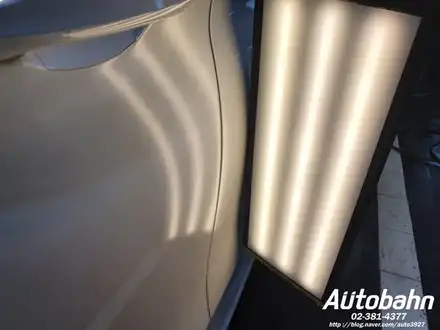 BMW X6M50D 문콕 덴트 자동차 덴트 문콕복원 자동차기스복원은 아우토반 일산점입니다. / 고양시 삼송동 시공 사진