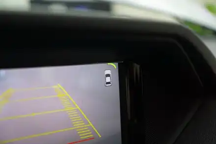 W212 E클래스 터치안되는 구형네비게이션을 사용하기 편리한 터치네비게이션으로 바꿔 드렸어요~! / 중랑, 동대문, 광진구, 성동구 시공 사진