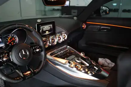 벤츠 AMG GT 쿠페 송풍구엠비언트 시공과 순정에도 없는 엠비언트 업그레이드 시공 해드렸습니다~! 시공 사진