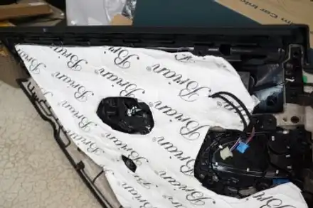 벤츠 W214 E클래스 E300 출고옵션으로 빠진 리어커텐 리어공조기 에어밸런스 시공했어요! / 서울 중랑 시공 사진