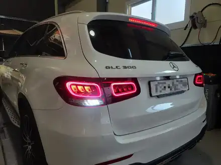 벤츠 GLC 웨건 20년형 테일램프 컨버젼 일산 아즈펙토 / 고양 일산동구 시공 사진