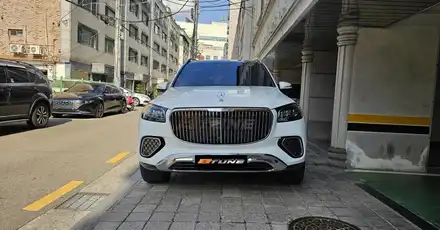 벤츠 GLS 600 마이바흐 전기형에서 후기형 페이스리프트 개조 완료! [ 신형 앞범퍼 / 테일램프 서울 / 부산 튜닝샵 ] / 서울 송파 시공 사진