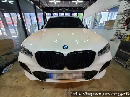 포항 경주 BMW X5 그릴교체 및 윈도우몰딩 블랙유광 부분랩핑 머플러팁교체 사이드미러 랩핑으로 외관의 스포티함을 올리다 / 포항, 경주 시공 사진