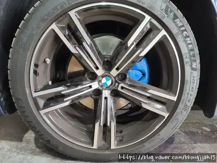 포항 경주 BMW  4시리즈 브레이크 캘리퍼 도색 시공 / 포항, 경주 시공 사진