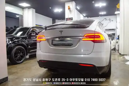 성남 테슬라썬팅 모델x 레이노필름으로 프라이버시유리랑 깔맞춤했어요 / 성남,분당,판교 시공 사진