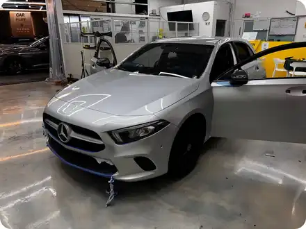 벤츠 A클래스 전체랩핑 / 사틴퍼플메탈릭 / 재시공 사례! / 서울 강서구 시공 사진