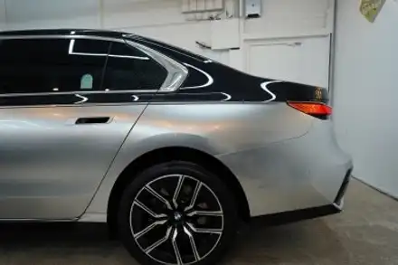 BMW 7시리즈 투톤 컬러 PPF — 보호와 스타일을 동시에 / 서울 강서 시공 사진