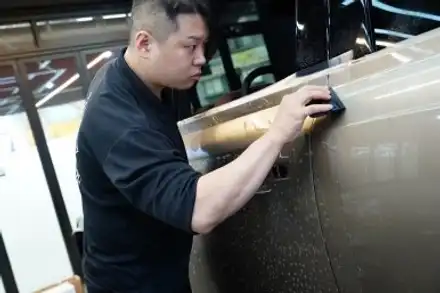 랜드로버 디펜더 옥타 무광 PPF 시공 – 강인한 SUV를 위한 자동차 보호필름 / 서울 강서 시공 사진