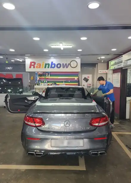 벤츠 AMG C63) 측면 재시공 - 후퍼옵틱 프리미엄 나노 세라믹(프나세)15%/ 은은한 반사빛으로 더욱 고급스럽게 변신! / 서울 양천, 구로, 강서, 영등포, 부천 시공 사진