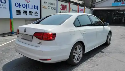 문래동, 신도림, 여의도, 당산동, 신길동 썬팅 재시공) 폭스바겐 제타 사생활 보호를 위해 반사필름으로 재시공. / 서울 양천, 구로, 강서, 영등포, 부천 시공 사진
