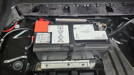 영등포 수입차 블랙박스)벤츠 S450 아이나비QXD1+아이나비 보조배터리 BAB-115Q 설치하여 배터리 방전 대비와 주차중 설정으로 차량을 지켜주자. / 서울 양천, 구로, 강서, 영등포, 부천 시공 사진