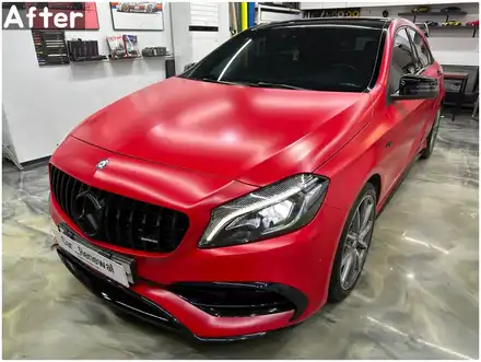 벤츠 A45 AMG (W176) 정열적인 빨간차로 변신! 사틴카마인레드 전체랩핑 시공 / 서울 동작구 시공 사진