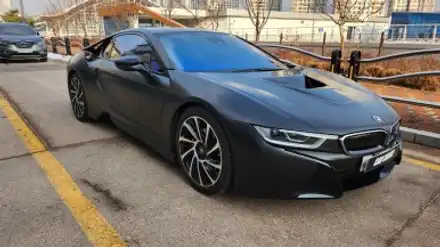 BMW i8 엄청난 포스의 차량, 전체제거로 순정 복귀! / 서초, 양재, 강남 시공 사진