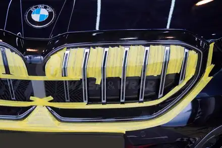 부산 김해 창원 BMW G60 아이코닉글로우 키드니 그릴 랩핑 / 부산 명지동 시공 사진