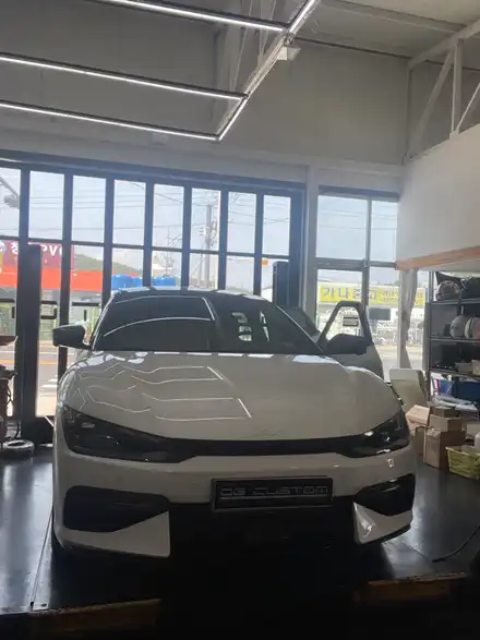 [카식스＆디지나인커스텀] 기아 EV6 에이비클 엠비언트라이트로 실내 변화주기 시공 사진