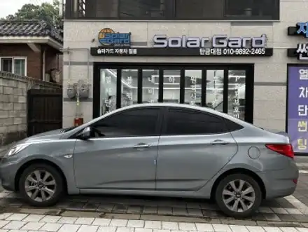 [충주 자동차이야기] 엑센트 레이노 모노카본 썬팅 전체 재시공 / 충북 충주 시공 사진
