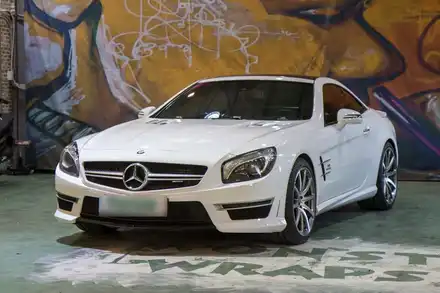 화성랩핑 벤츠 SL63 AMG 유광 화이트 전체랩핑 / 카티스트스튜디오 / 화성 동학산1길 시공 사진