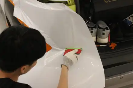 코나랩핑 / 눈에 띄는 형광초록색에서 무난하고 인기많은 화이트컬러로 랩핑! / 화성 동탄 동학산1길 시공 사진