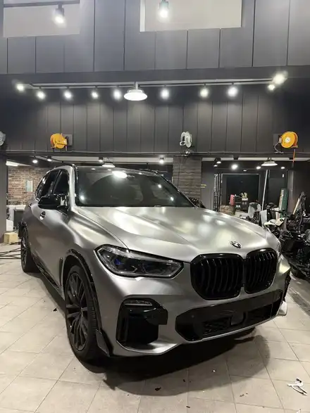 양재/수원/분당/판교 BMWx5m50i 기존타사랩핑 제거후 리퀴드무광실버로 신차컨디션 만들기 / 성남 판교 분당구 시공 사진