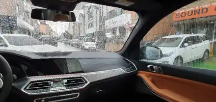 일산 솔라가드 신차패키지 BMW X5 풀 퀀텀 틴팅 + 파이어볼 타이푼 유리막 코팅 시공 [일산 OSS STATION] / 경기 고양 시공 사진