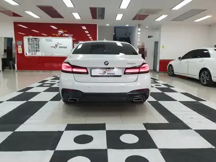 bmw 530i 서라운드뷰 후방카메라만으로는 아쉬움, 차좀만지는형들 있는곳! / 부산 남구 시공 사진