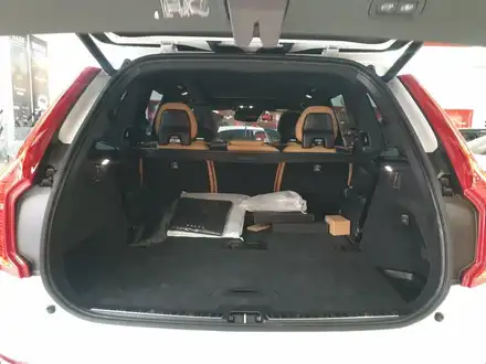 볼보 XC90 새차 안전하게 블랙박스 보조배터리 믿음직!!! / 부산 남구 시공 사진