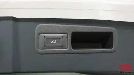 렉서스 NX300h 럭셔리 전동트렁크 및 미러링 장착~ 무거운 트렁크는 쉽게~ T맵으로 안전하게 길안내 받으세요~ / 경기 구리 시공 사진