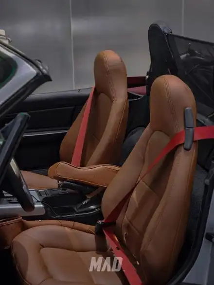 영타이머 Z3의 화려한 변신 [BMW Z3 로드스터 컬러안전벨트 시공 _ 서울.경기 수도권 커스텀매드] / 부산 기장경기 광주시 문형동 시공 사진