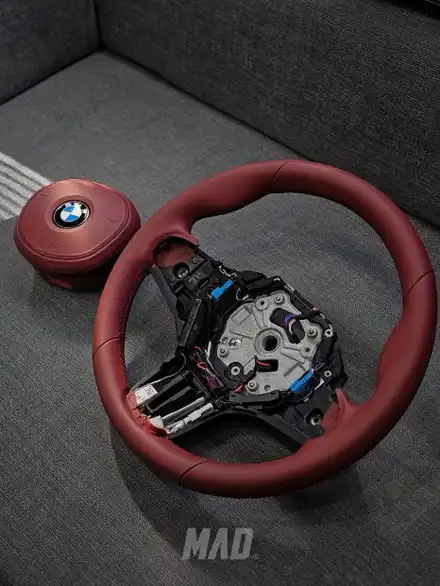 [서울.경기 | 자동차 실내 튜닝 전문점] BMW 420i 핸들 타코라 레드 컬러 커스텀 도색 교체 염색 / 부산 기장경기 광주시 문형동 시공 사진