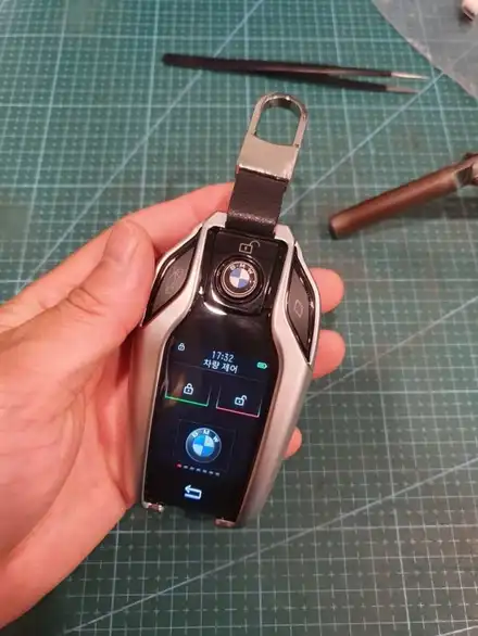 BMW F바디 차키 개조 올블랙 디스플레이키와 실버 케이스 조합 완벽 정리 / 경기 부천, 전국 택배, 출장 시공 사진