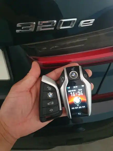 BMW 320e의 진화, 스마트폰 속에 내 차를 담는 디지털 키 개조 솔루션 / 경기 부천, 전국 택배, 출장 시공 사진