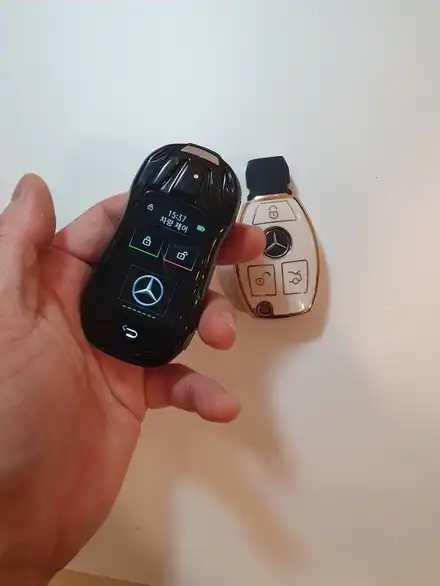 벤츠 E200 까브리올레의 완성은 디스플레이키, 스마트한 카 라이프의 시작 / 경기 부천, 전국 택배, 출장 시공 사진
