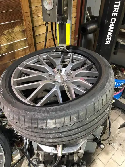 벤츠 A45AMG 금호 윈터타이어 20인치 윈터크레프트 WP72 교체 예약 / 서울 강서구 화곡동 시공 사진