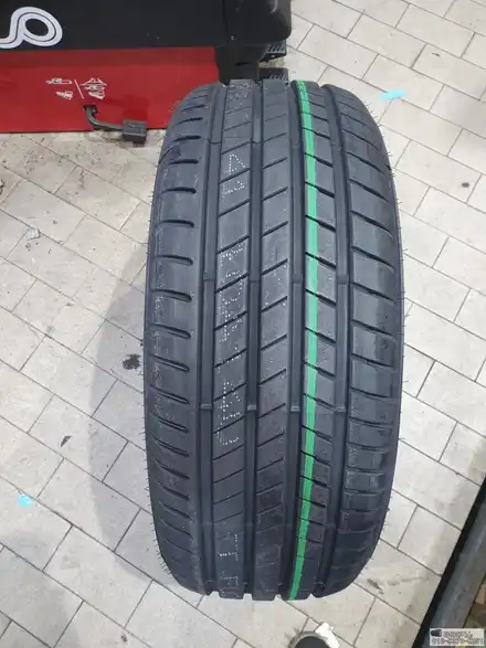 BMW X3 19인치 순정 브리지스톤 런플렛 245/50R19 ALENZA001 / 서울 강서구 화곡동 시공 사진