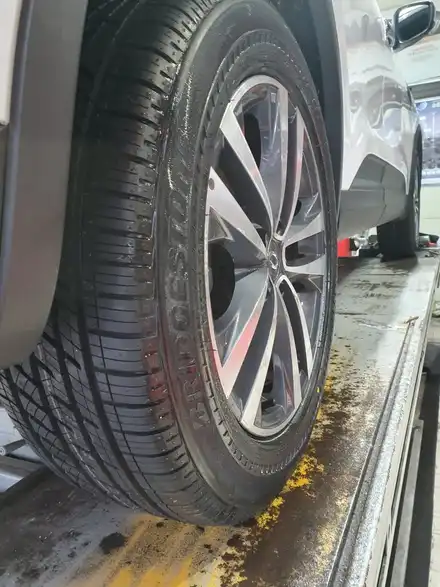 르노삼성 qm6 18인치 타이어교체 225/60r18 브리지스톤 런플렛 드라이브가드 / 서울 강서구 화곡동 시공 사진
