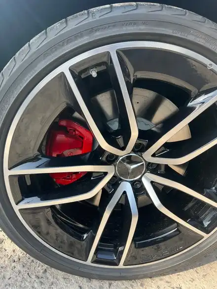 [울산휠마스터][울산캘리퍼도색][캘리퍼도색잘하는집]벤츠 CLS 53 AMG 캘리퍼 도색 / 울산 북구 시공 사진