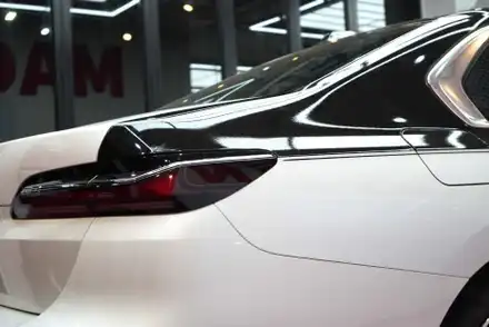 bmw 7시리즈 듀오톤 투톤 랩핑 남양주 신차패키지 미네랄 화이트 / 남양주 구리 하남 시공 사진