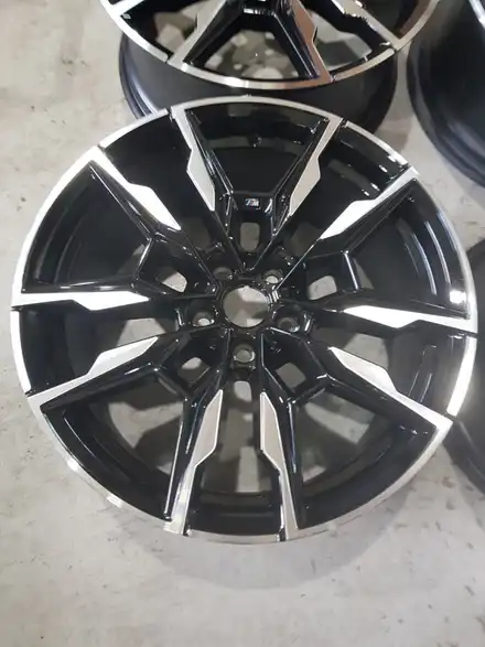 [용인 미형상사] BMW I4 M50 G26 861M 19인치 순정 컷팅휠 복원 / 경기 용인 처인 시공 사진