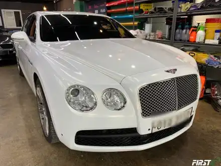 [대구] 랩핑전문 벤틀리 플라잉스퍼 사고수리 3M2080 골드스파클 화이트랩핑 / 대구 수성구 시공 사진