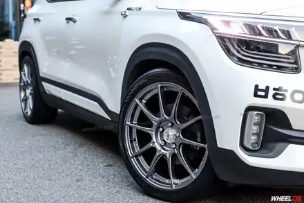 셀토스 휠튜닝 SSR GTX01 19인치 / 용인 기흥구 시공 사진