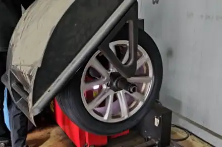 포드 익스플로러, TPMS 센서+HP71 255-50-20 타이어 2개 교체했어요 / 용인 기흥구 시공 사진
